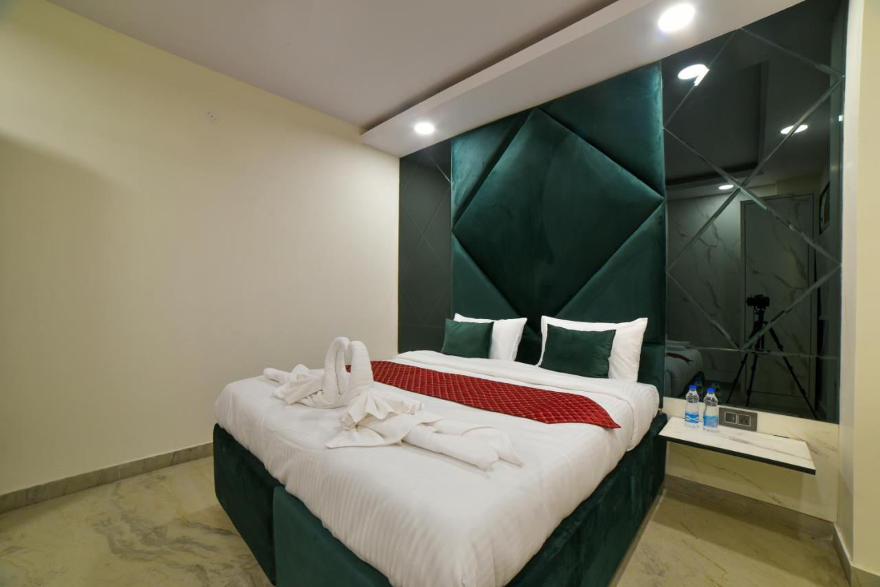 Hotel The Twenties Kamla Nagar à New Delhi Extérieur photo